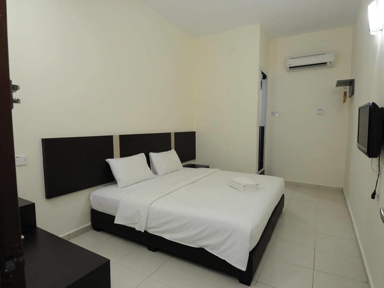 Nd Hotel Malacca Esterno foto