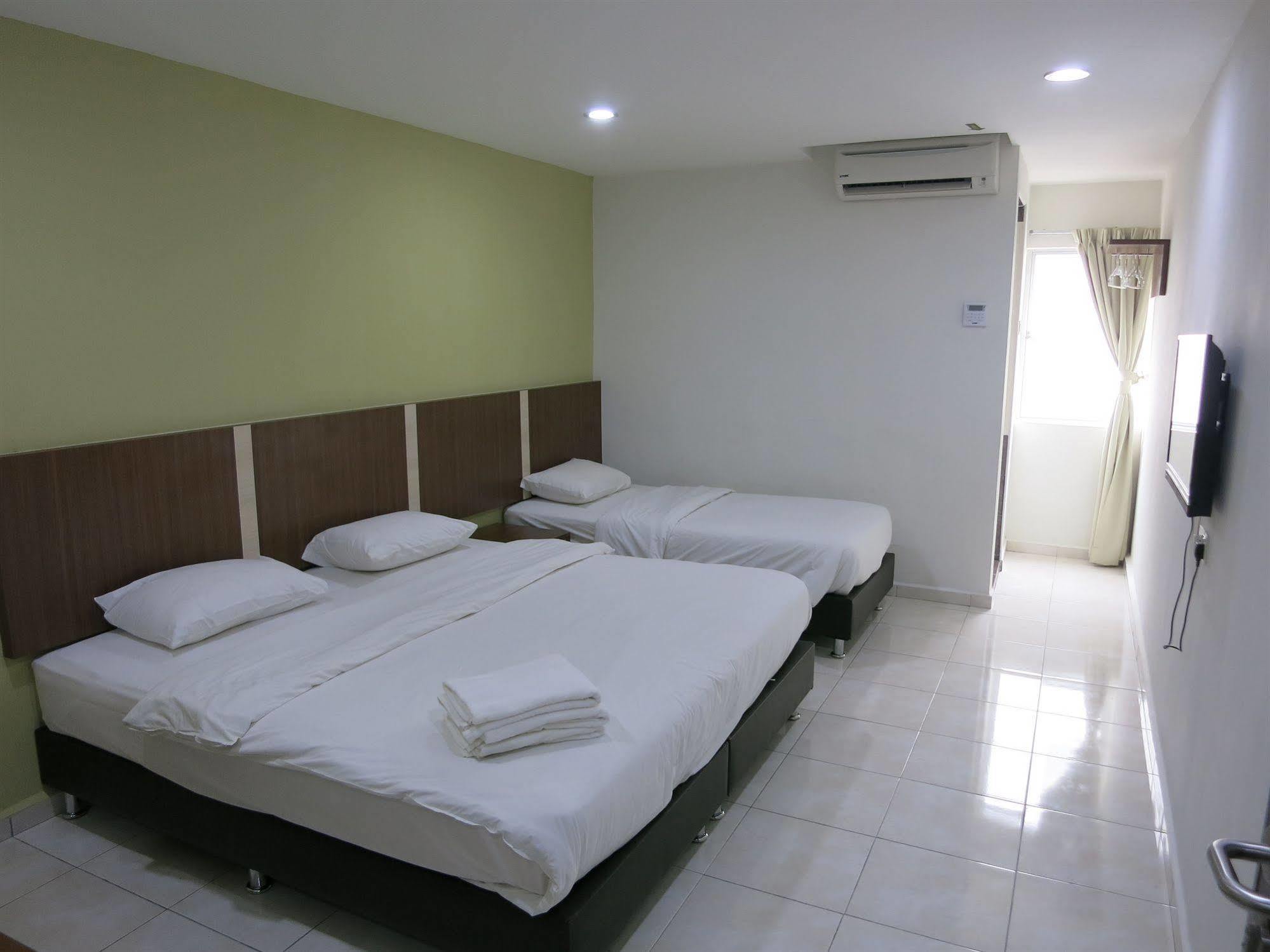 Nd Hotel Malacca Esterno foto