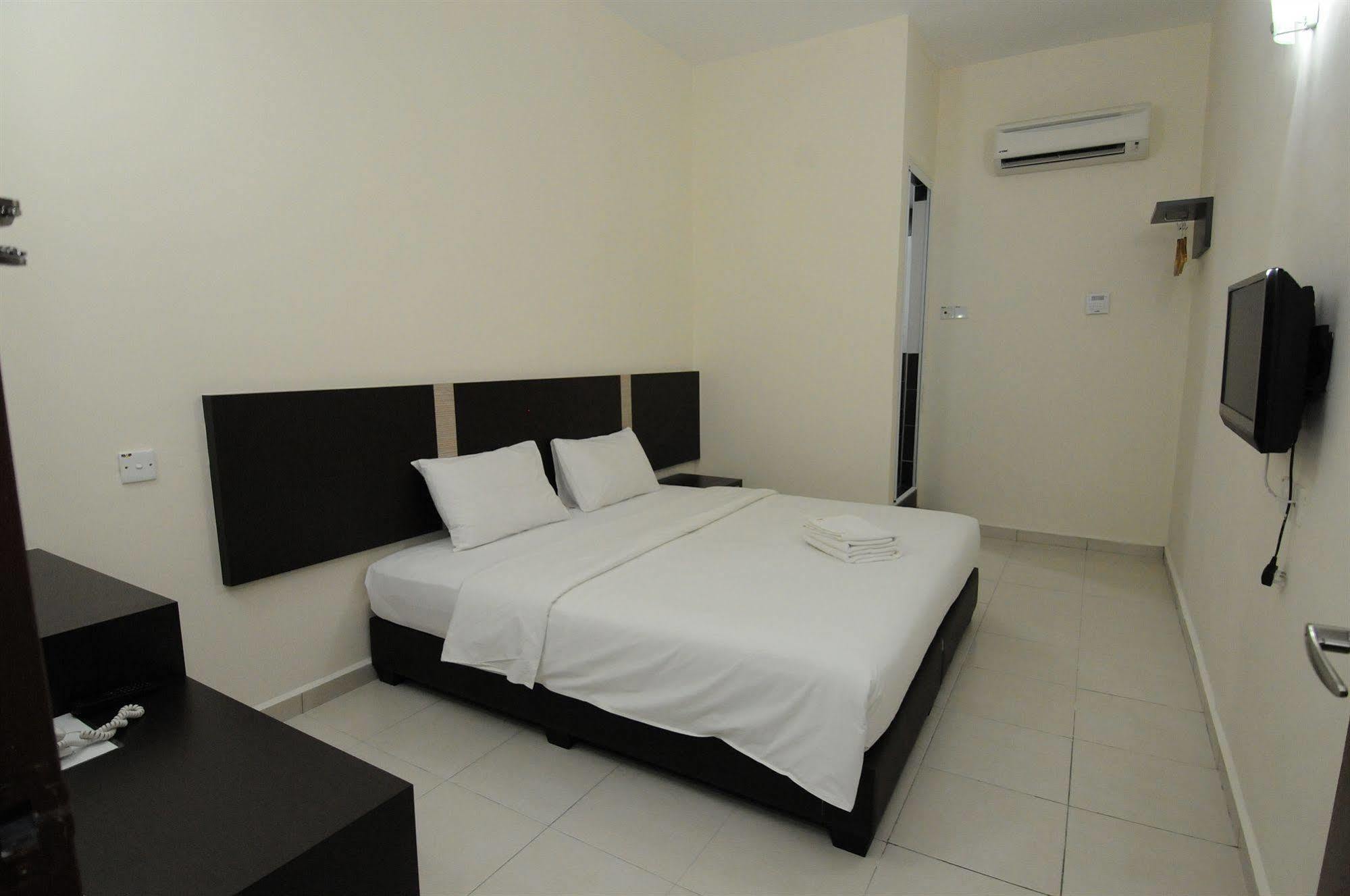 Nd Hotel Malacca Esterno foto
