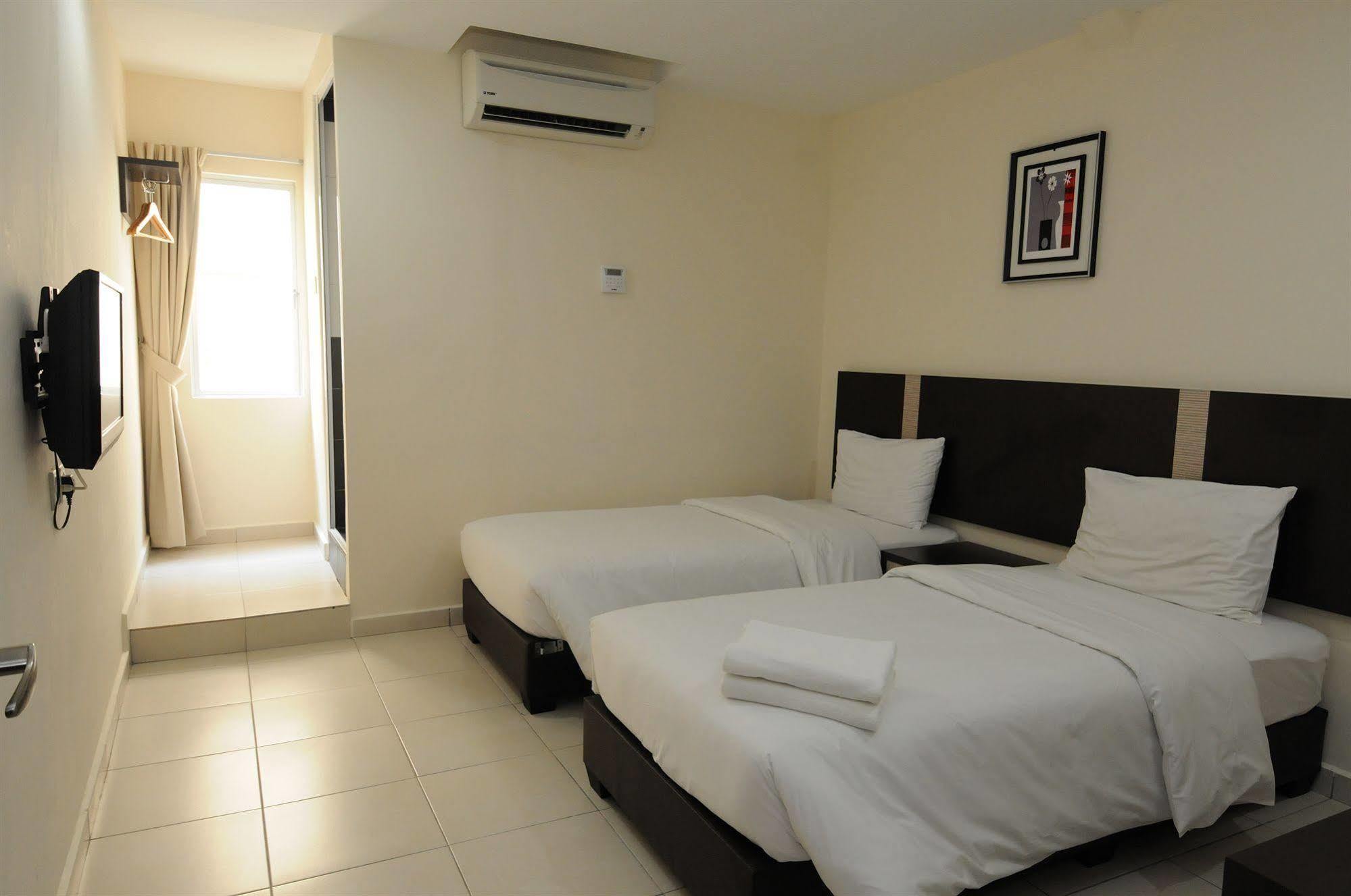 Nd Hotel Malacca Esterno foto